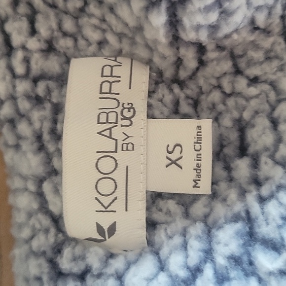 UGG KOOLABURRA Hooded Sherpa Vest Open Front Pockets Cozy Comfy Layering Winter - Picture 7 of 8